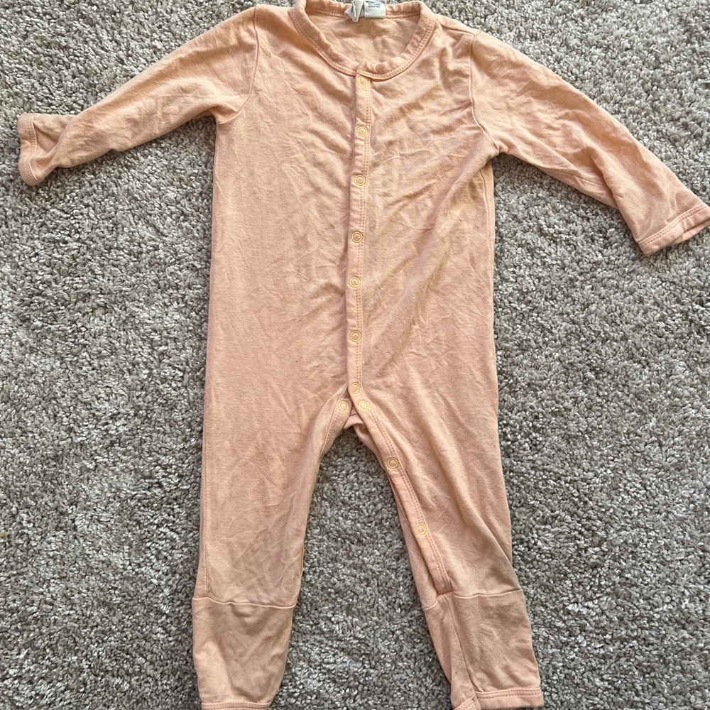 Kyte Baby longall button up bamboo pajamas
